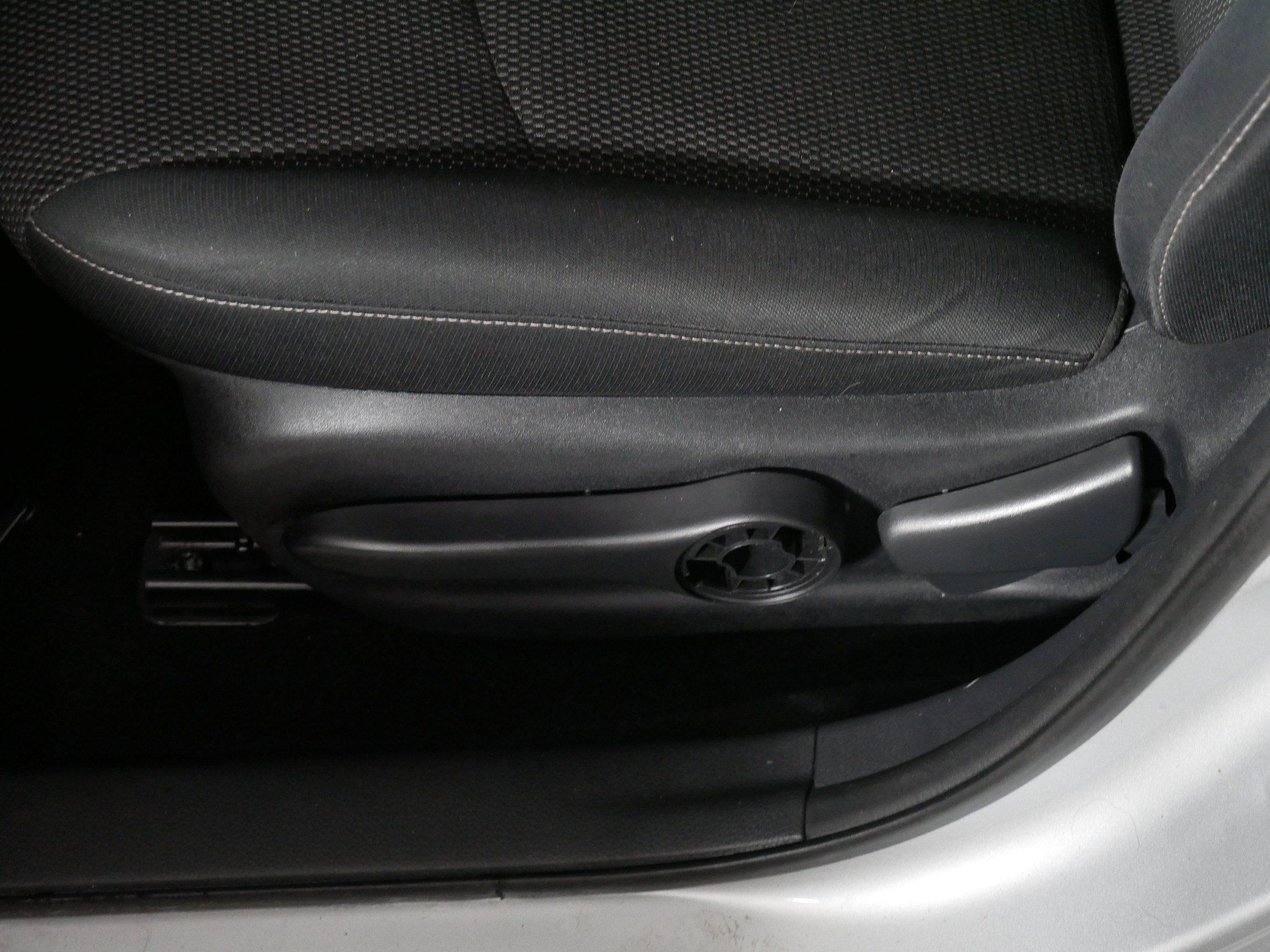 Used 2017 Nissan Sentra S FWD image 20