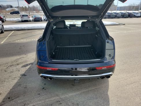 Used 2025 Audi SQ5 Premium Plus AWD/4WD image 16