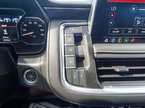 Used 2021 GMC Yukon AT4 w/ AT4 Premium Plus Package AWD/4WD image 31