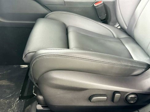 New 2025 Subaru Outback Limited XT w/ Popular Package #2 image 18