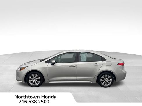 Used 2024 Toyota Corolla LE image 8