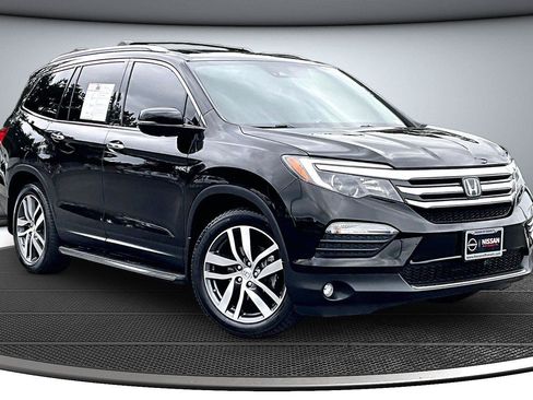 Used 2016 Honda Pilot Elite image 1
