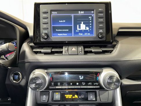 Used 2019 Toyota RAV4 XLE Premium w/ Cold Weather Package image 28