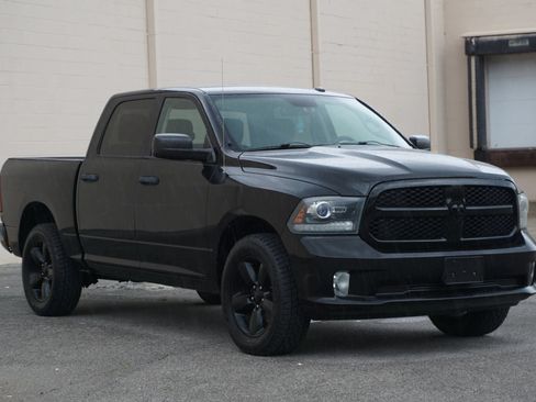 Used 2014 RAM 1500 Express w/ Black Ram 1500 Express Group AWD/4WD image 3