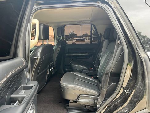 Used 2020 Ford Expedition Platinum RWD image 20