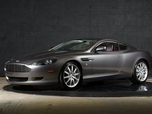 Used 2005 Aston Martin DB9 Coupe RWD image 10