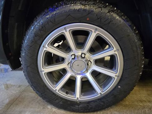 Used 2019 RAM 1500 Limited image 30