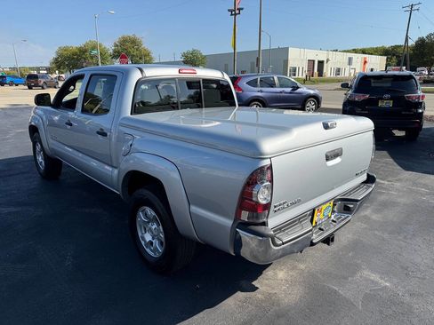 Used 2011 Toyota Tacoma 4x4 Double Cab w/ SR5 Pkg #2 image 5