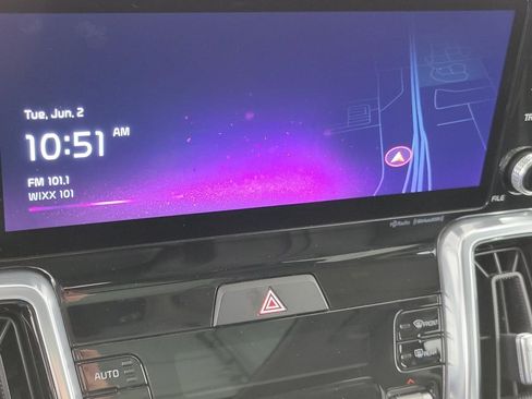 Used 2023 Kia Sorento SX AWD/4WD image 8