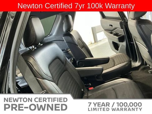 Used 2023 Nissan Pathfinder Rock Creek AWD/4WD image 16