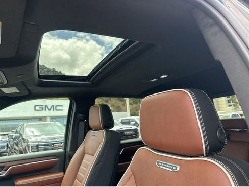 New 2026 GMC Sierra 2500 Denali Ultimate AWD/4WD image 21