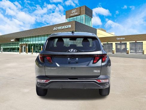 Used 2023 Hyundai Tucson SE image 7