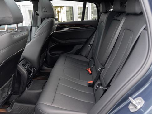 Used 2020 BMW X4 xDrive30i w/ Convenience Package image 27