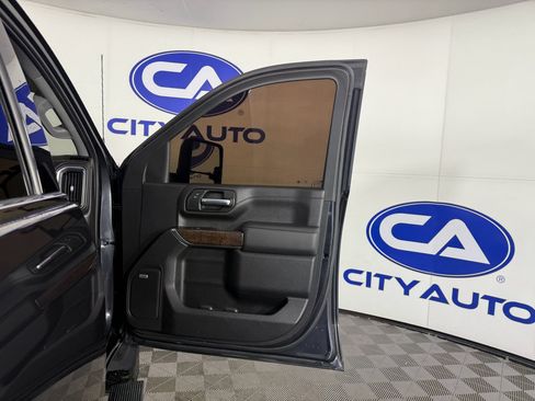 Used 2020 GMC Sierra 3500 Denali w/ Denali Ultimate Package image 15