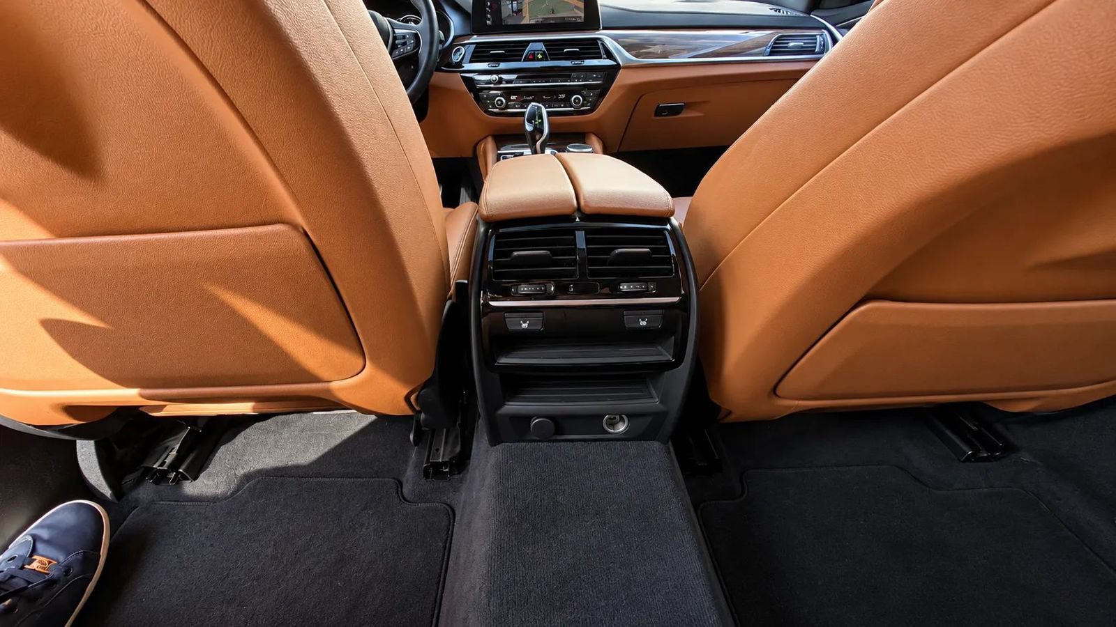 Used 2018 BMW 640i Gran Turismo xDrive AWD/4WD image 27