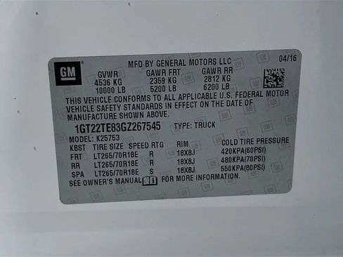 Used 2016 GMC Sierra 2500 SLT w/ Suspension Package, Off-Road image 31