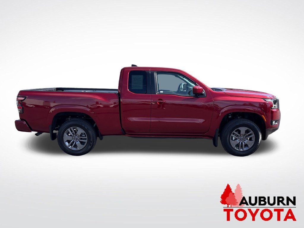 Used 2025 Nissan Frontier SV w/ SV Convenience Package AWD/4WD image 4