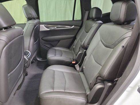 Certified 2024 Cadillac XT6 Sport w/ LPO, Onyx Lite Package image 10