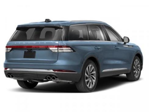 New 2026 Lincoln Aviator AWD image 2