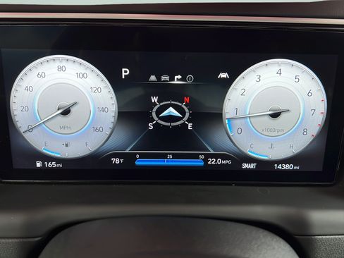Certified 2024 Hyundai Santa Cruz SEL w/ Activity Package FWD image 24