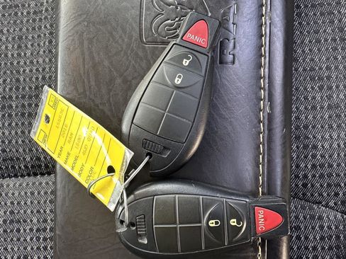 Used 2016 RAM 1500 Big Horn image 32