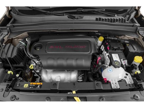 Used 2015 Jeep Renegade Latitude AWD/4WD image 8