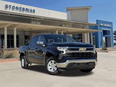 Used 2025 Chevrolet Silverado 1500 LT image 1