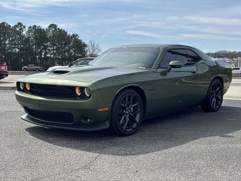 Used 2021 Dodge Challenger R/T w/ Blacktop Package image 5