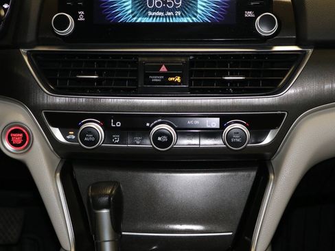 Used 2022 Honda Accord LX image 50