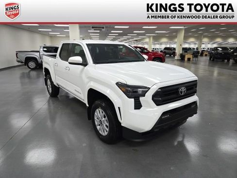 New 2026 Toyota Tacoma SR5 RWD image 1