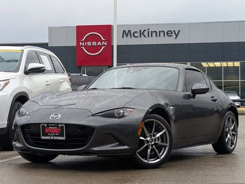 Used 2022 MAZDA MX-5 Miata RF Grand Touring image 2