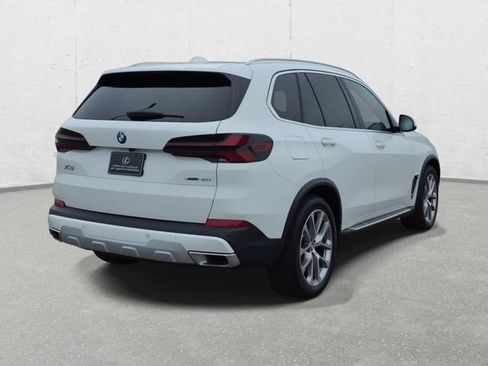 Used 2025 BMW X5 xDrive40i AWD/4WD image 5