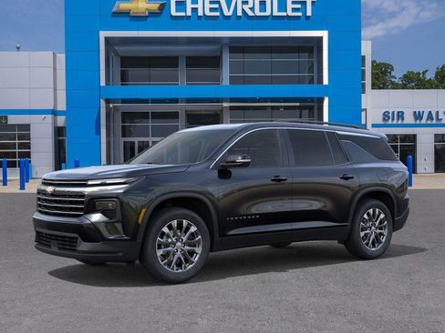New 2026 Chevrolet Traverse LT w/ Sun and Wheel Package image 2