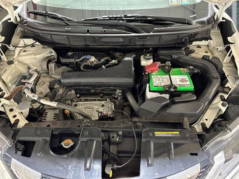Used 2017 Nissan Rogue S AWD/4WD image 21