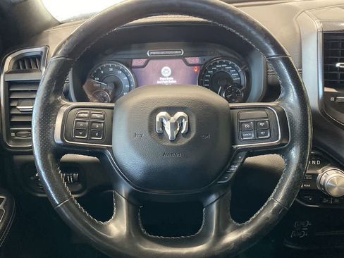 Used 2014 RAM 1500 Laramie image 16