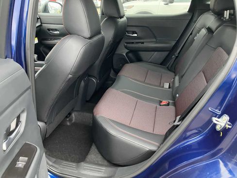New 2026 Nissan Kicks SR FWD image 9