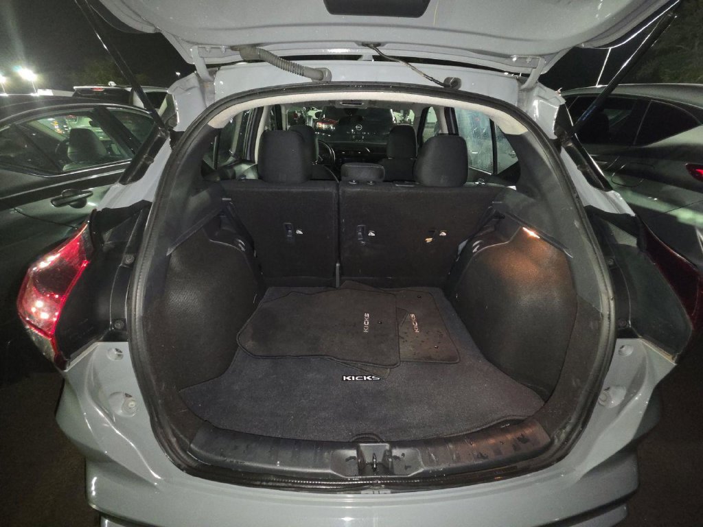 Certified 2024 Nissan Kicks SV FWD image 32