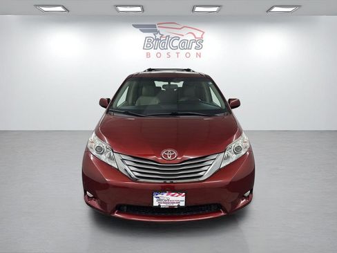 Used 2016 Toyota Sienna XLE w/ Outdoor Package image 2