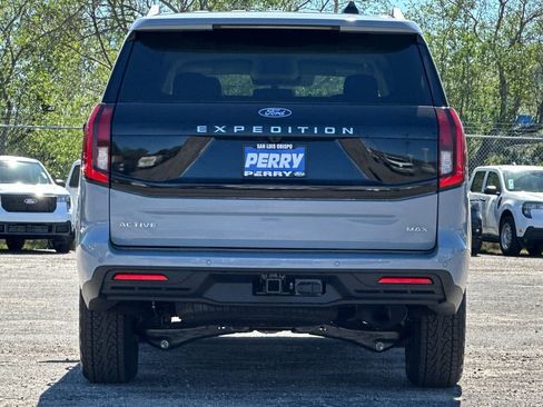 New 2026 Ford Expedition Max Active image 4