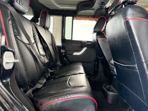 Used 2015 Jeep Wrangler Unlimited Rubicon w/ Max Tow Package image 45