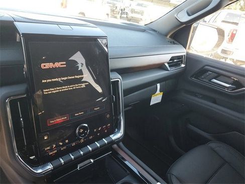 New 2026 GMC Yukon XL Denali w/ Sun & Power Step Package image 26