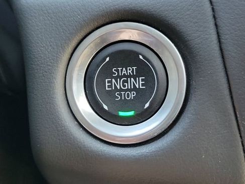 Used 2024 Chevrolet Suburban Premier w/ Premium Package image 34