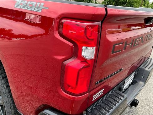 Used 2026 Chevrolet Silverado 1500 LT Trail Boss w/ Convenience Package II AWD/4WD image 28