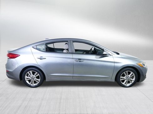Used 2018 Hyundai Elantra SEL w/ Cargo Package FWD image 8