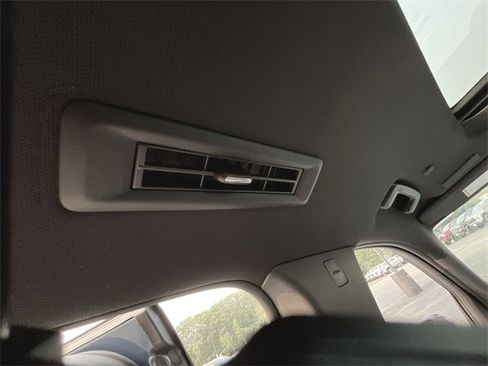 New 2026 GMC Acadia Denali w/ Super Cruise Package image 22