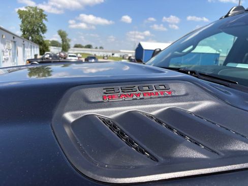 Used 2026 RAM 3500 Limited AWD/4WD image 29
