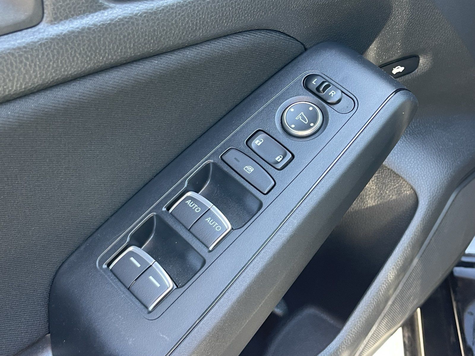 Used 2022 Honda Civic Sport image 11