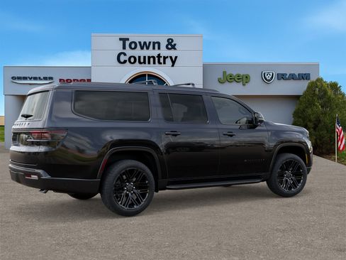 New 2025 Jeep Wagoneer L Series II w/ Convenience Group I image 30