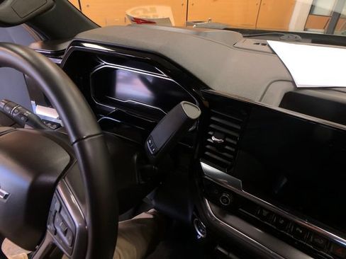 Used 2024 Chevrolet Silverado 2500 High Country w/ Midnight Edition AWD/4WD image 18