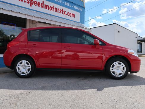 Used 2012 Nissan Versa 1.8 S w/ Plus Pkg FWD image 4